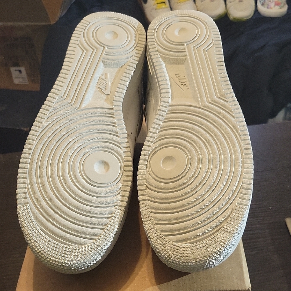 Nike Air Force 1 Low (2017) Rare Roc-A-Fella (AF100) Mens 14 EUC - Picture 9 of 9